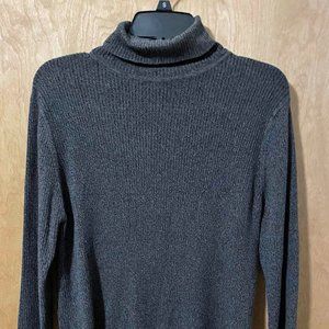 Ribbed Turtleneck, size medium by Epogee